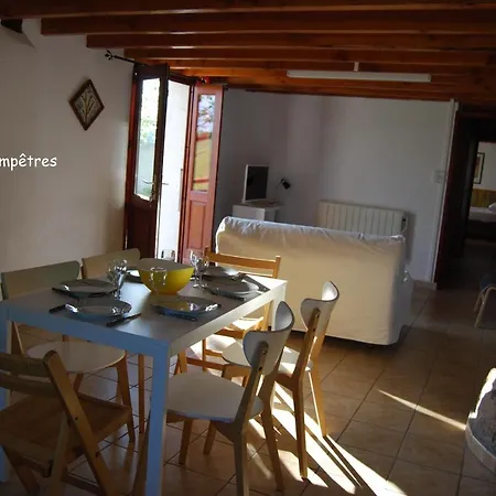 Les Demeures Champetres Дом отдыха Jarnosse